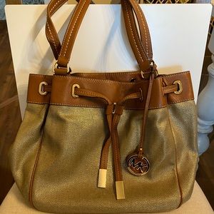 Michael Kors Marina Drawstring Tote 30H5GMAT7C